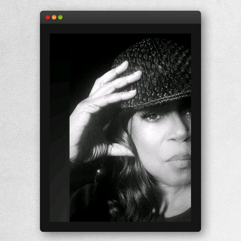 Black & White image of Tina E